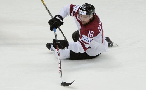 Капитан сборной Латвии Каспарс Даугавиньш Капитан сборной Латвии Каспарс Даугавиньш - Sputnik Латвия