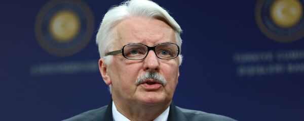 Министр иностранных дел Польши Витольд Ващиковский Министр иностранных дел Польши Витольд Ващиковский - Sputnik Latvija