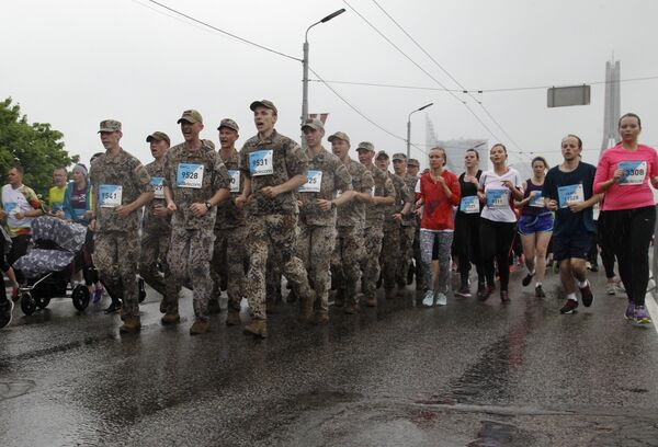 Участники Рижского марафона 2016 - Sputnik Латвия