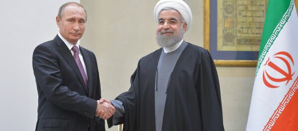 Krievijas prezidents Vladimirs Putins un Irānas prezidents Hasans Ruhani Krievijas prezidents Vladimirs Putins un Irānas prezidents Hasans Ruhani - Sputnik Latvija