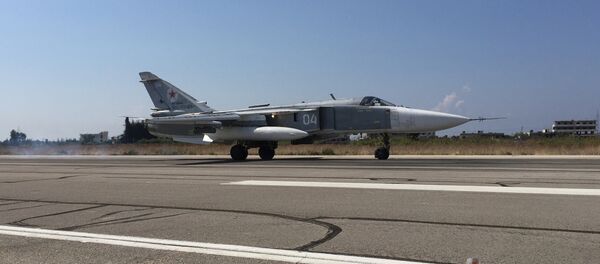 Бомбардировщик Су-24 - Sputnik Латвия