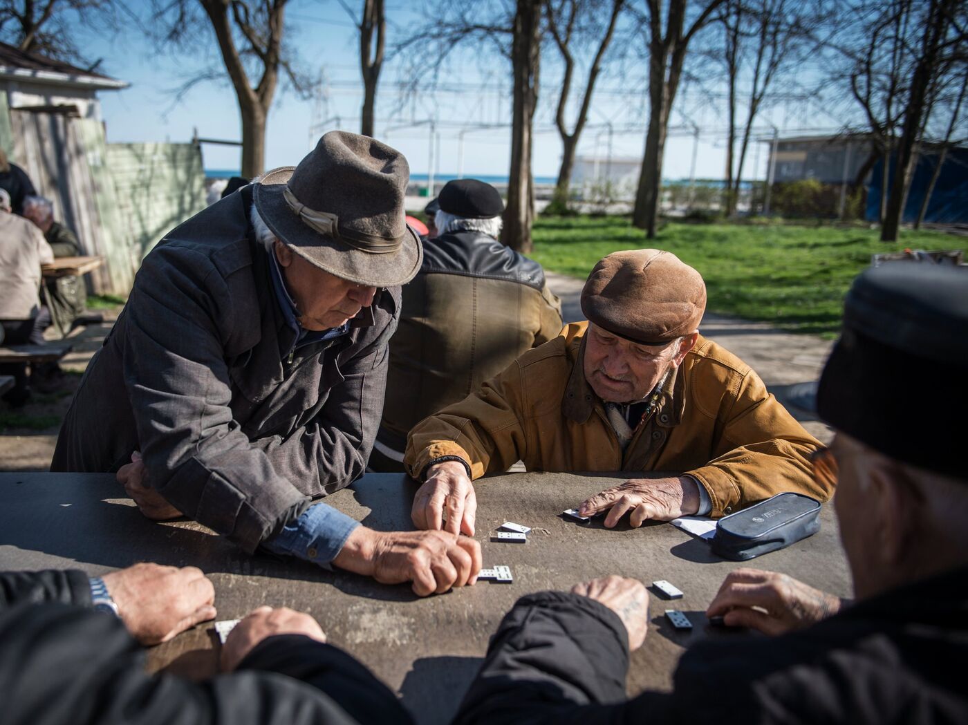 Работать на пенсии не хочется, но приходится: пожилым латвийцам иначе не  выжить - 18.03.2024, Sputnik Латвия