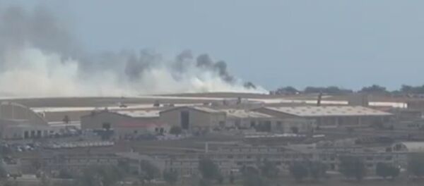 Густой дым поднимался над местом крушения американского B-52 в Гуаме Густой дым поднимался над местом крушения американского B-52 в Гуаме - Sputnik Latvija