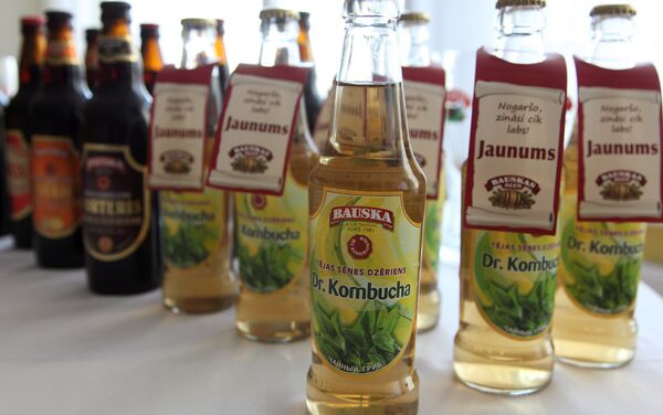 Совсем новый продукт Bauskas alus - напиток из чайного гриба - Sputnik Латвия