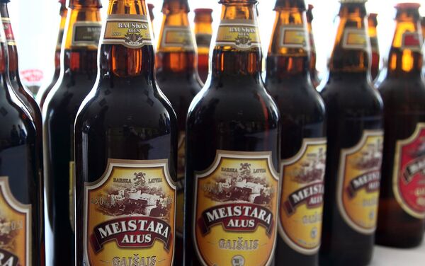 Напиток, который выпустили к 90-летию легендарного пивовара Латвии Карлиса Залитиса. Называется Meistara, то есть – Мастера - Sputnik Латвия