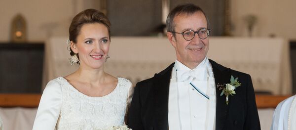 Президент Эстонии Ильвес с супругой Иевой Президент Эстонии Ильвес с супругой Иевой - Sputnik Латвия