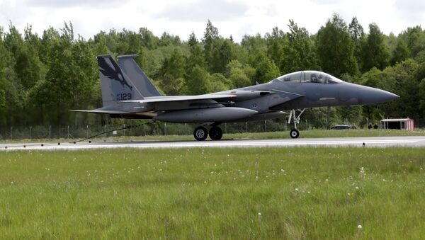 Iznīcinātājs F-15. Foto no arhīva - Sputnik Latvija