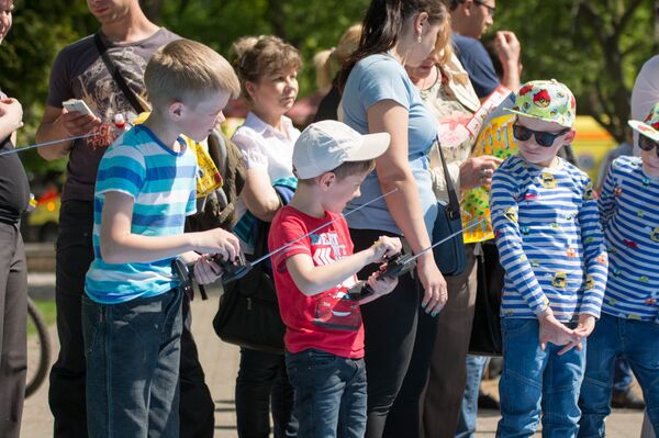 Дети на празднике в Риге Дети на празднике в Риге - Sputnik Латвия