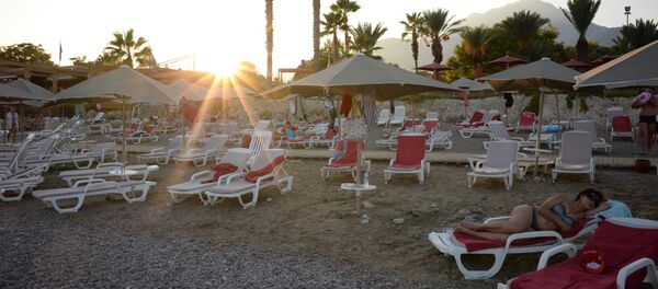 Пляж в Анталье Пляж в Анталье - Sputnik Latvija