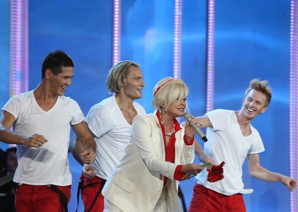 Лайма Вайкуле на церемонии открытия Новая Волна в концертном зале Дзинтари в Юрмале Лайма Вайкуле на церемонии открытия Новая Волна в концертном зале Дзинтари в Юрмале - Sputnik Латвия