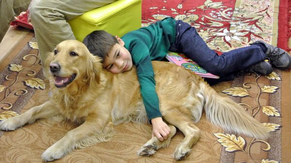 Проект КниГАВ - дети читают книги домашним питомцам Проект КниГАВ - дети читают книги домашним питомцам - Sputnik Латвия