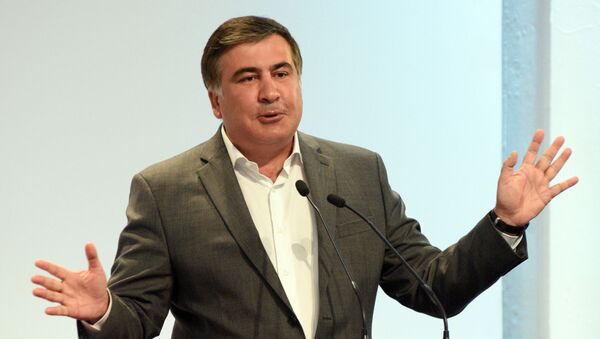 Губернатор Одесской области Михаил Саакашвили выступает на съезде партии Петра Порошенко Солидарность - Sputnik Латвия