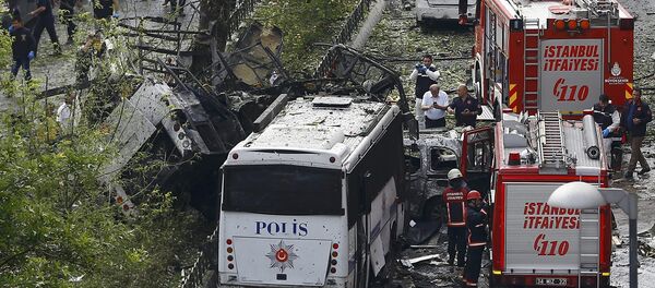 На месте взрыва в Стамбуле, Турция - Sputnik Латвия