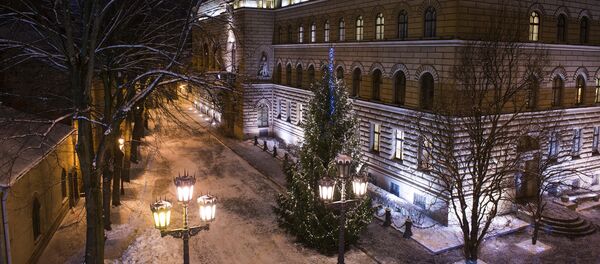 Здание Сейма в Рождество Здание Сейма в Рождество - Sputnik Латвия