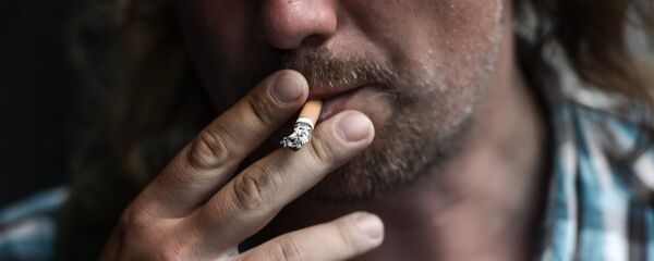 Smēķēšana sabiedriskās vietās. Foto no arhīva - Sputnik Latvija