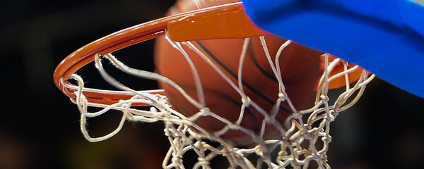 Мяч в корзине. - Sputnik Латвия