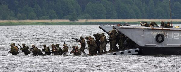 Высадка десанта во время учений НАТО Baltops - Sputnik Латвия