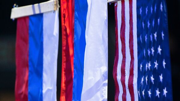 Флаги России и США - Sputnik Латвия