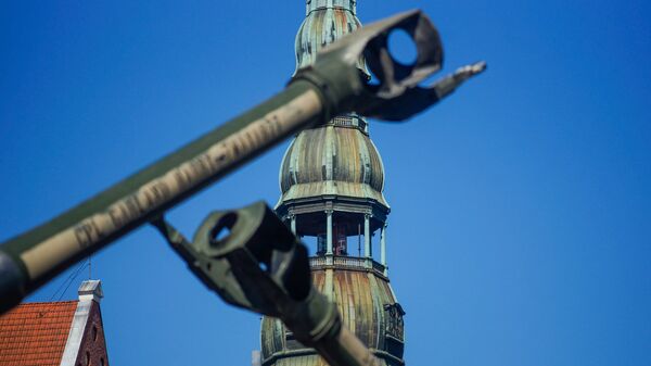 Военная техника армии США в Риге - Sputnik Латвия