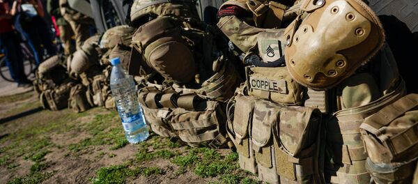 Rezerves karavīriem piemēro naudas sodus par neierašanos uz militārajām mācībām Rezerves karavīriem piemēro naudas sodus par neierašanos uz militārajām mācībām - Sputnik Latvija