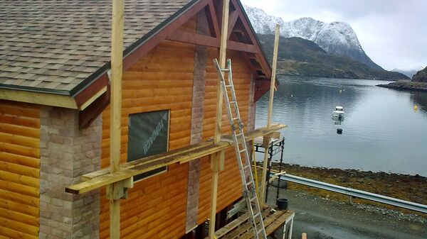 Дом, которые в Норвегии Артур строил на скалах Дом, которые в Норвегии Артур строил на скалах - Sputnik Латвия