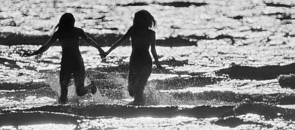 Купание в Балтийском море - Sputnik Латвия