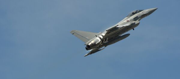 Iznīcinātājs Eurofighter Typhoon Iznīcinātājs Eurofighter Typhoon - Sputnik Latvija