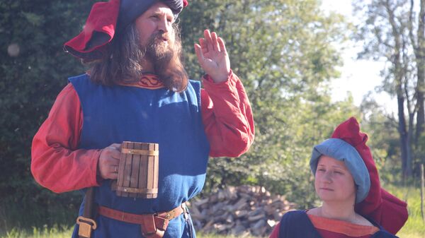 Представитель Экскалибура благородный рыцарь Кенст, который в реконструкторстве более 20 лет - Sputnik Латвия