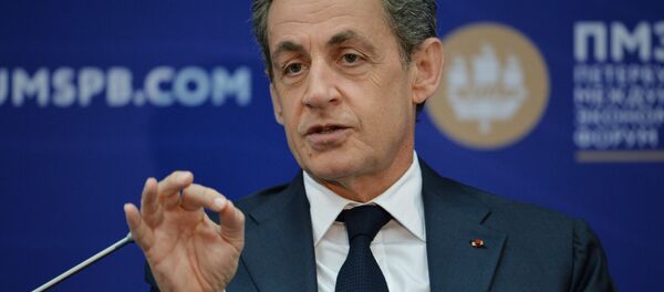 Francijas bijušais prezidents Nikolā Sarkozī uzstājas XX Sanktpēterburgas starptautiskajā ekonomikas forumā Francijas bijušais prezidents Nikolā Sarkozī uzstājas XX Sanktpēterburgas starptautiskajā ekonomikas forumā - Sputnik Latvija