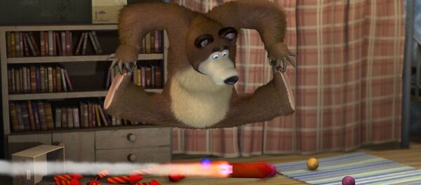 Кадр из мультфильма Маша и медведь Кадр из мультфильма Маша и медведь - Sputnik Latvija