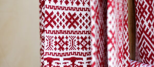 Latviešu ornamenti. Foto no arhīva Latviešu ornamenti. Foto no arhīva - Sputnik Latvija