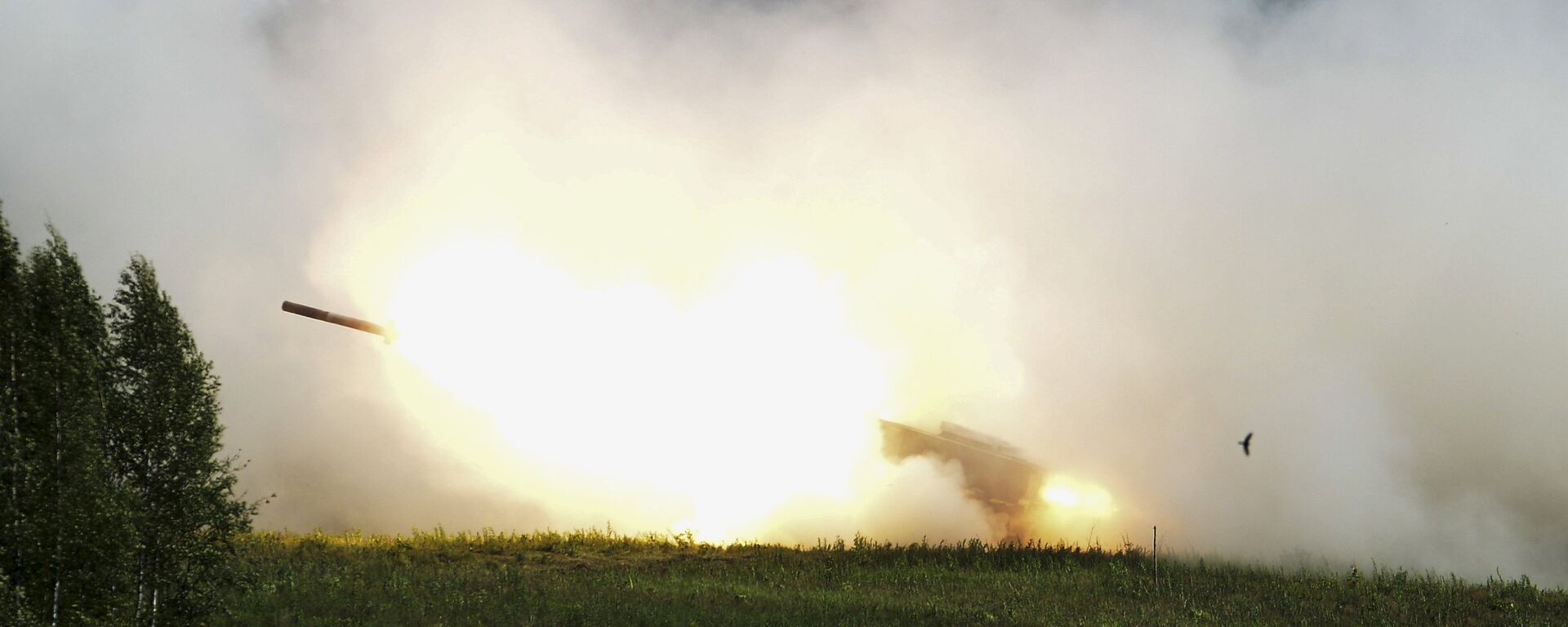 Американские РСЗО HIMARS на учениях в Эстонии - Sputnik Латвия, 1920, 13.05.2026