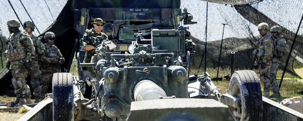155-мм гаубица M777 155-мм гаубица M777 - Sputnik Latvija