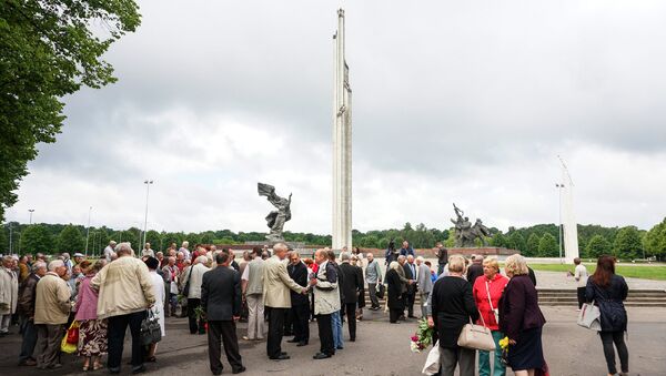 Памятник Воинам-Освободителям Латвии и Риги - Sputnik Латвия