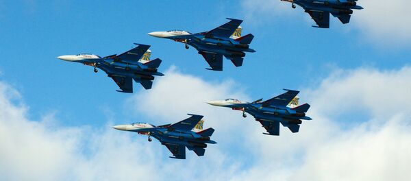 Пилотажная группа Русские витязи - Sputnik Latvija