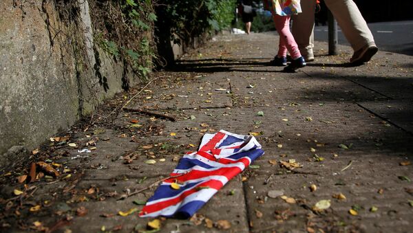 Британский флаг на улице в Лондоне - Sputnik Latvija