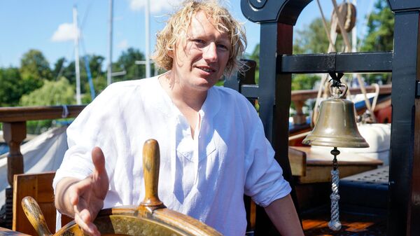 Если надо, пальнет из пушки: пиратское время парусника Либава - Sputnik Латвия