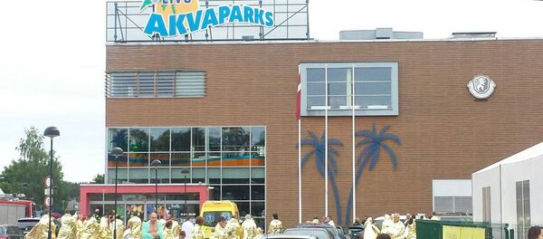 Посетители аквапарка Посетители аквапарка - Sputnik Латвия