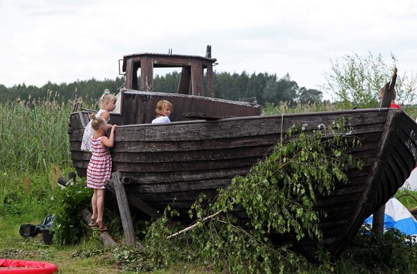 В латвийском этнографическом музее под открытым небом прошел Праздник бани и меда - Sputnik Латвия
