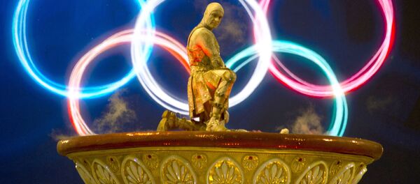 Участник бразильского карнавала в Рио-де-Жанейро - Sputnik Латвия