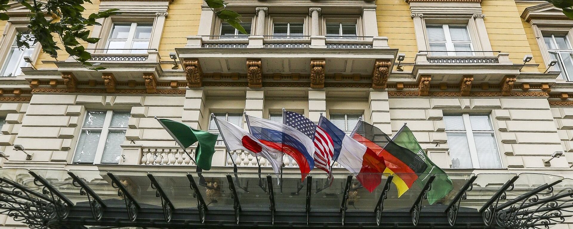 IAAF запретила российским легкоатлетам принимать участие в ОИ-2016 - Sputnik Латвия, 1920, 07.02.2026