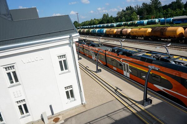 Железнодорожный вокзал в Валге - Sputnik Латвия