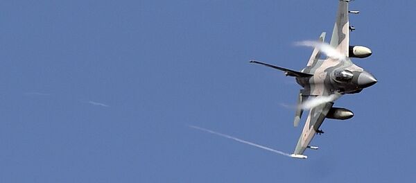 Iznīcinātājs F-16. Foto no arhīva Iznīcinātājs F-16. Foto no arhīva - Sputnik Latvija