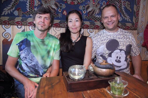 Агрис Гинтерс, Премал Мадина и Руслан Панкратов приглашают Латвию на Восток   - Sputnik Латвия