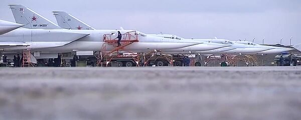Bumbvedēji Tu-22 M3. Foto no arhīva Bumbvedēji Tu-22 M3. Foto no arhīva - Sputnik Latvija