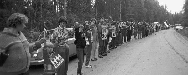 Живая цепочка солидарности Живая цепочка солидарности - Sputnik Latvija