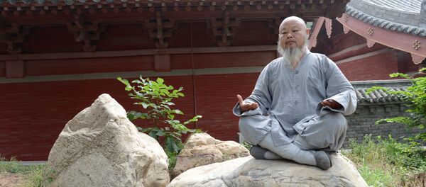 Шаолиньский буддийский монастырь в Китае Шаолиньский буддийский монастырь в Китае - Sputnik Latvija