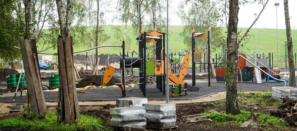 Детская площадка у кепки ушакова скоро откроется Детская площадка у кепки ушакова скоро откроется - Sputnik Latvija