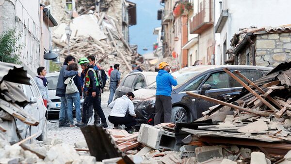 Последствия землетрясения в итальянском городе Аматриче - Sputnik Latvija