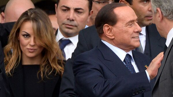 Франческа Паскале  и Сильвио Берлускони - Sputnik Латвия